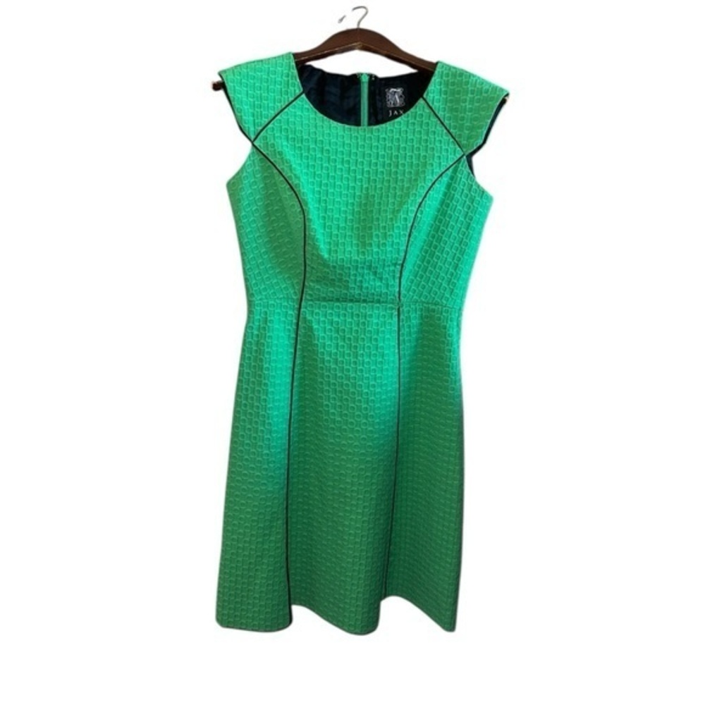 Jax Vibrant Emerald City Green Midi Dress Elegant Sophisticated Patterned Dress